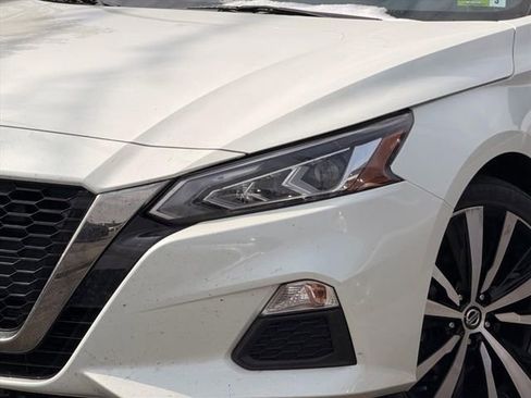 Used 2022 Nissan Altima 2.5 SR image 26