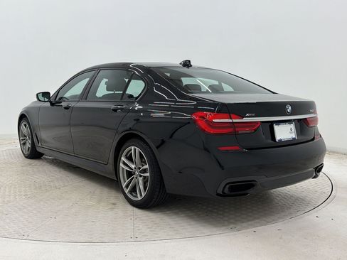 Used 2019 BMW 740i xDrive w/ M Sport Package AWD/4WD image 3