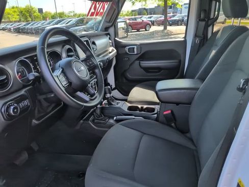 Used 2021 Jeep Wrangler Unlimited Sport AWD/4WD image 18