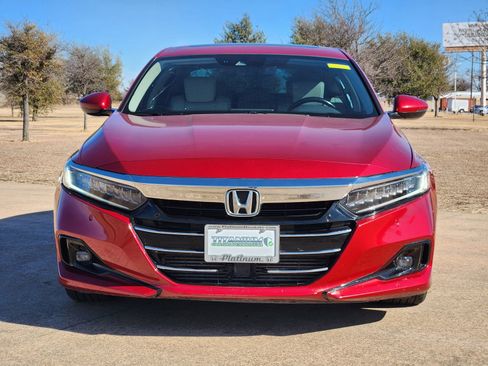Used 2022 Honda Accord Touring image 6