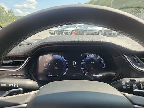 New 2025 Jeep Grand Cherokee 4WD image 12