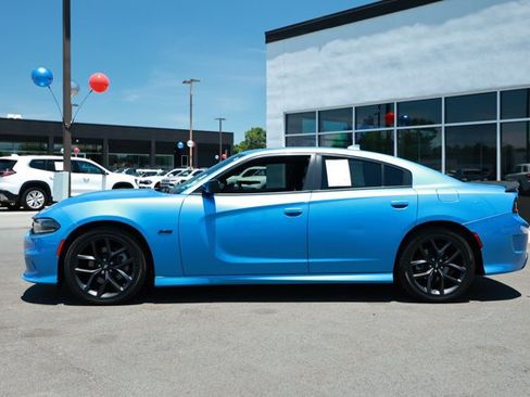Used 2023 Dodge Charger R/T w/ Blacktop Package RWD image 9