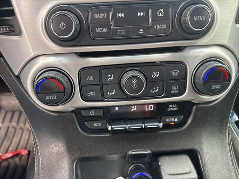 Used 2019 GMC Yukon SLE w/ SLE Value Package image 15