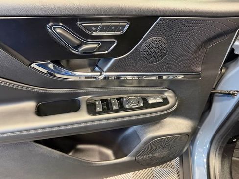 Used 2024 Lincoln Corsair AWD w/ Equipment Group 101A image 14