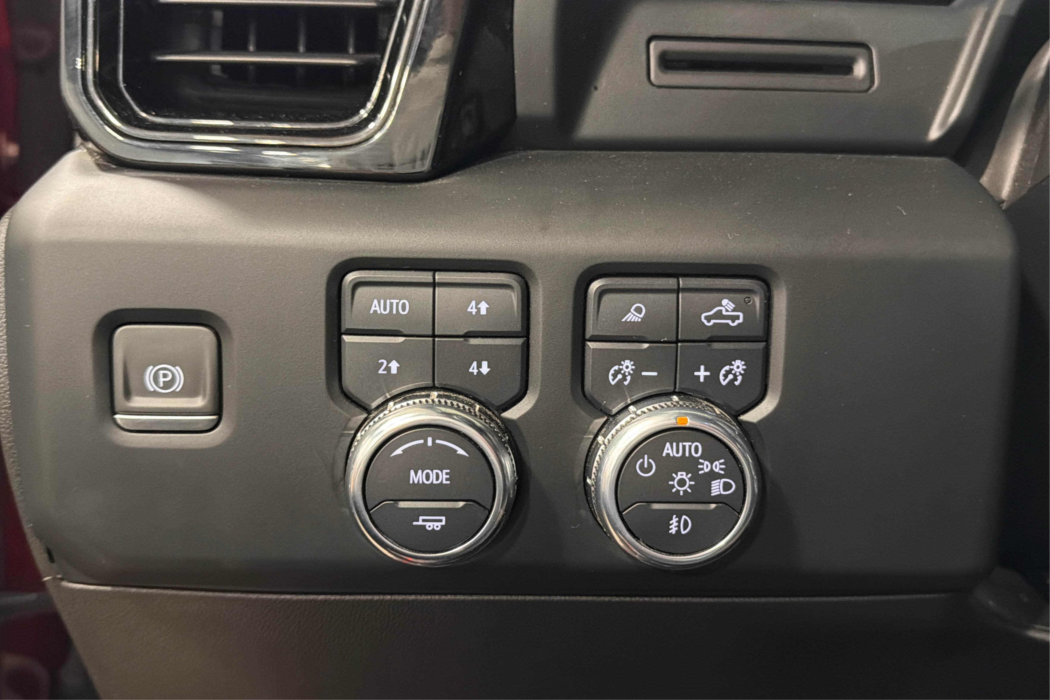 Used 2022 GMC Sierra 1500 AT4 w/ AT4 Premium Package AWD/4WD image 22