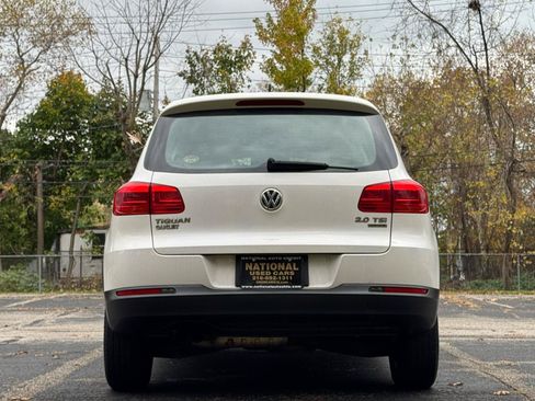 Used 2012 Volkswagen Tiguan S AWD/4WD image 11