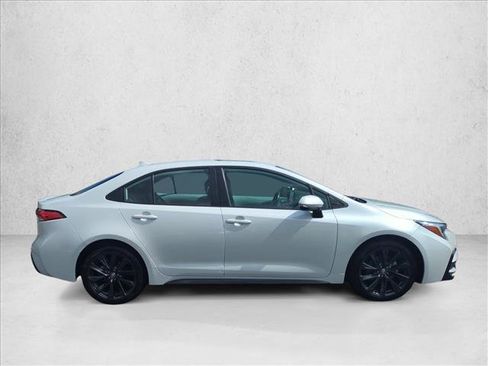 Certified 2024 Toyota Corolla SE w/ SE Premium Package FWD image 4