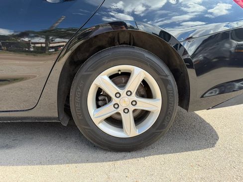 Used 2022 Chevrolet Malibu LS FWD image 33