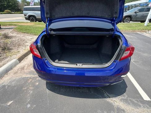 Used 2022 Honda Accord Sport image 10