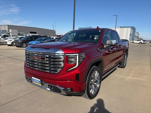 Used 2024 GMC Sierra 1500 Denali image 9