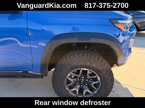 Used 2025 Chevrolet Colorado ZR2 w/ Technology Package image 11