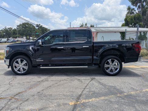 Used 2025 Ford F150 Lariat w/ Equipment Group 502A High AWD/4WD image 7