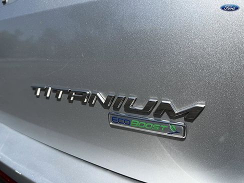 Used 2017 Ford Edge Titanium image 23