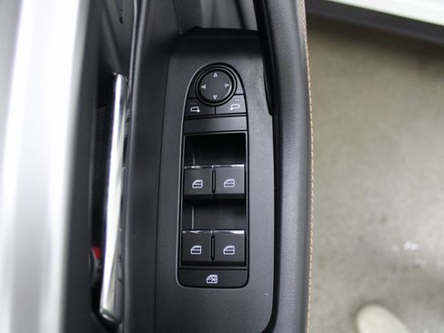 Used 2024 MAZDA CX-90 Plug-In Hybrid w/ Premium Pkg image 13