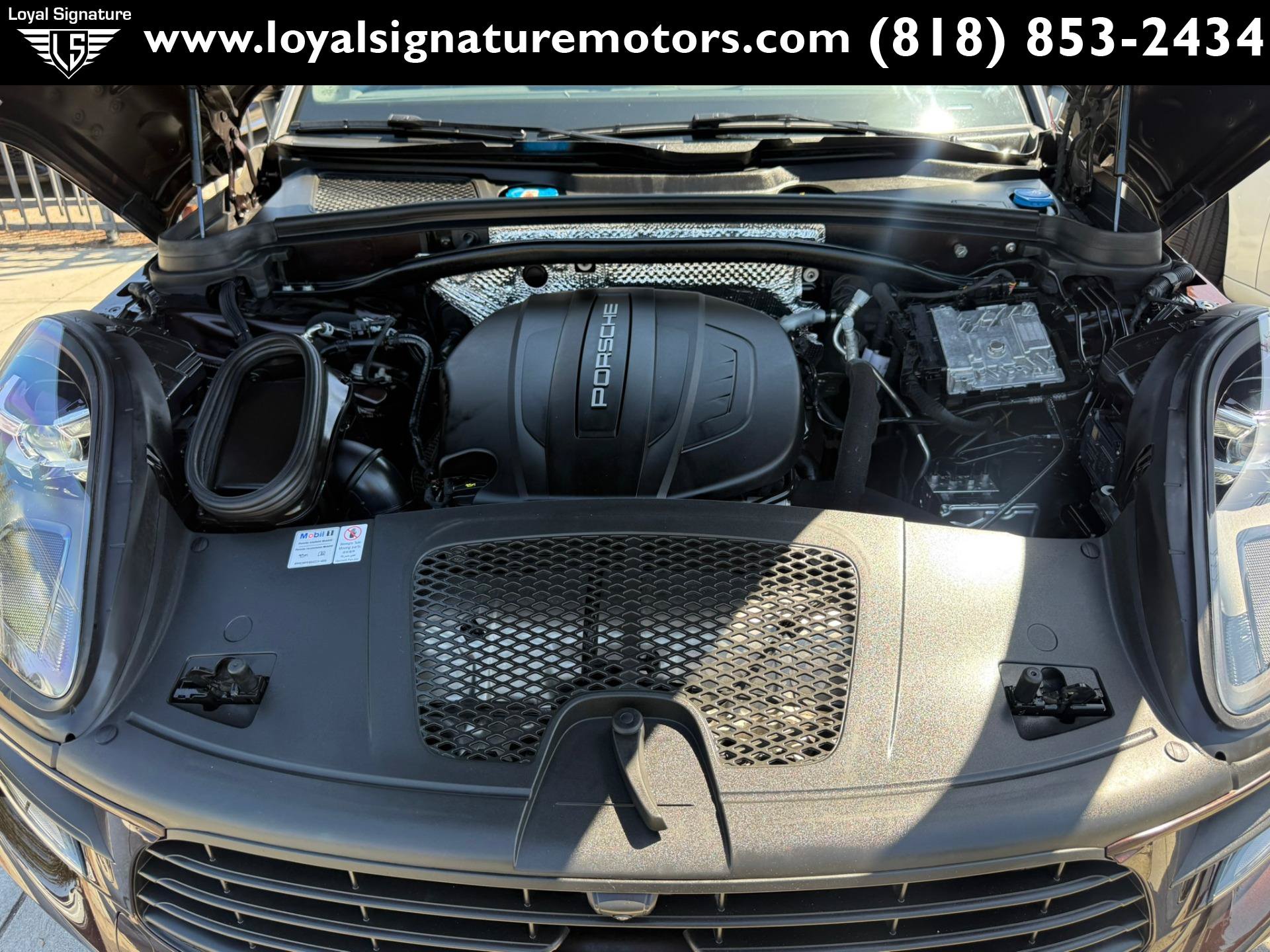 Used 2021 Porsche Macan AWD/4WD image 38