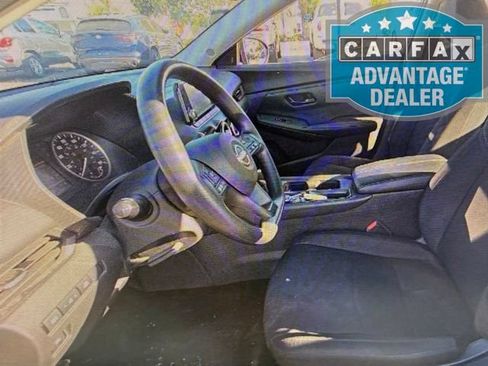 Used 2024 Nissan Sentra S FWD image 6