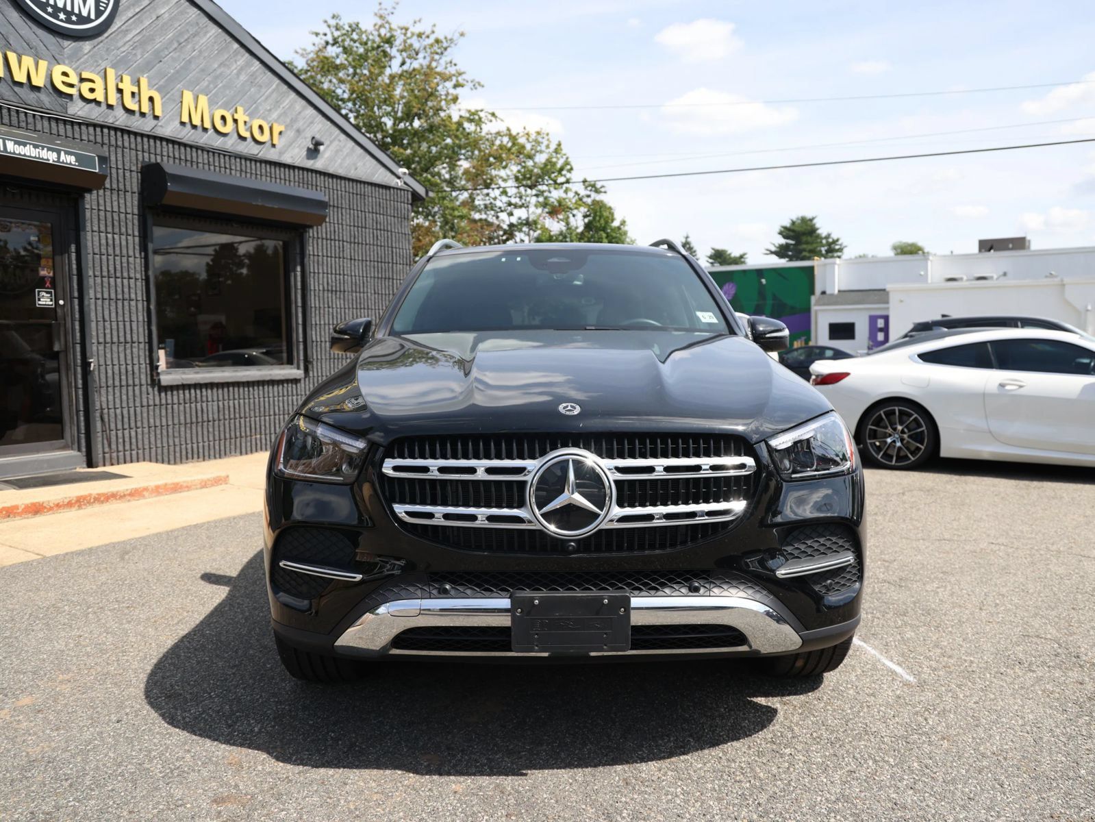 Used 2024 Mercedes-Benz GLE 350 4MATIC image 2