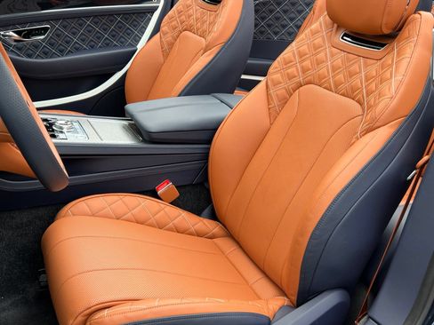 Used 2023 Bentley Continental GT Mulliner AWD/4WD image 5