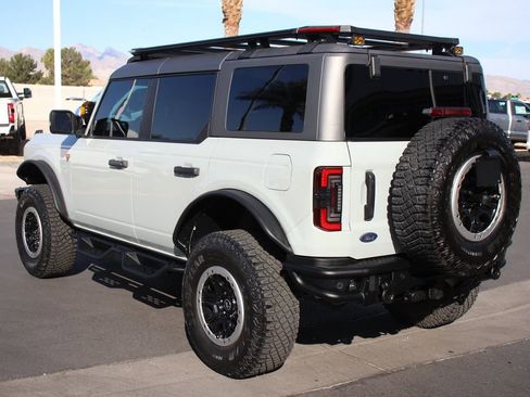 Used 2022 Ford Bronco Badlands AWD/4WD image 5
