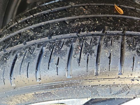 Used 2024 Mitsubishi Outlander SE image 36