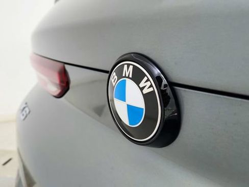 Used 2026 BMW X6 xDrive40i w/ Climate Comfort Package image 17