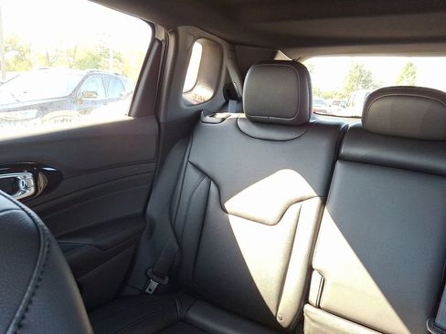 New 2025 Jeep Compass Limited w/ Sun & Sound Group image 13