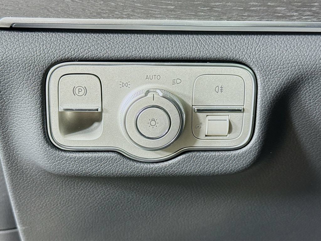 Used 2026 Mercedes-Benz GLE 350 4MATIC image 10