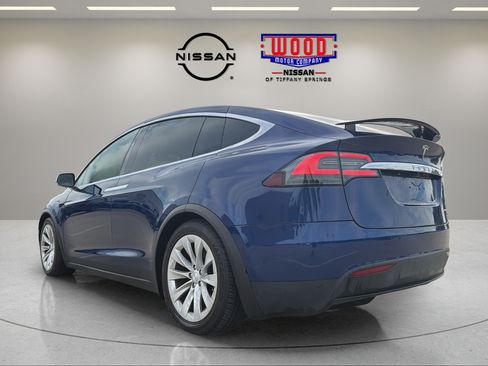 Used 2020 Tesla Model X Long Range AWD/4WD image 4