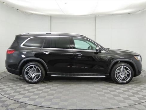New 2026 Mercedes-Benz GLS 450 4MATIC image 4