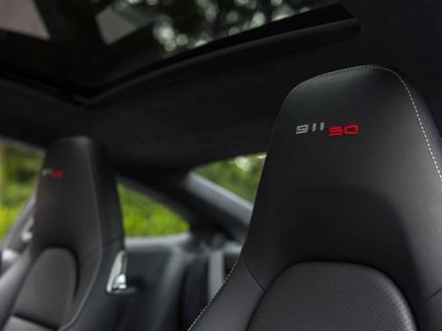 Used 2014 Porsche 911 Carrera S image 12