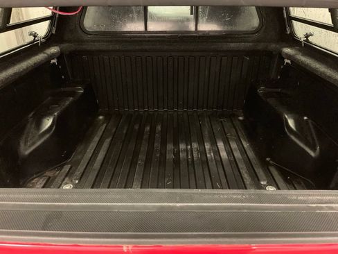 Used 2020 Toyota Tacoma TRD Off-Road w/ TRD Premium Off Road Package AWD/4WD image 28