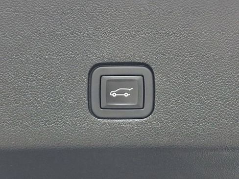Used 2020 Cadillac XT6 Sport w/ Platinum Package AWD/4WD image 29
