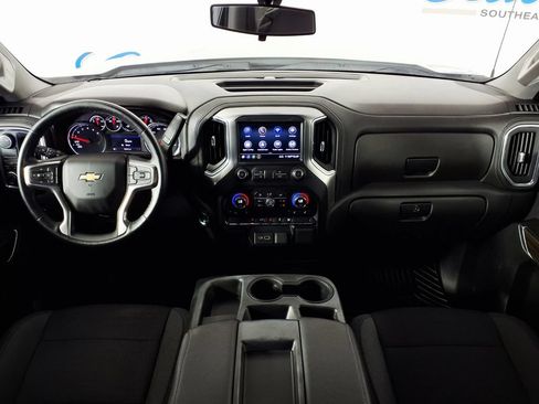 Used 2021 Chevrolet Silverado 1500 LT RWD image 14