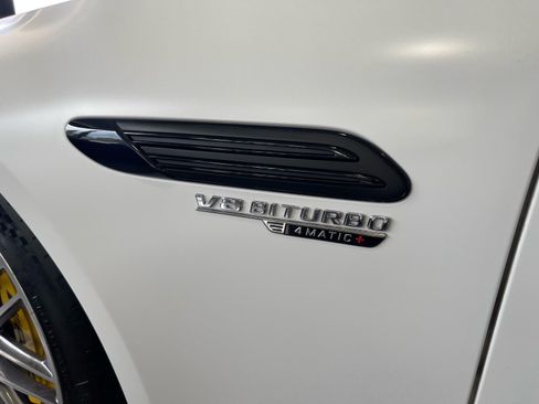Used 2022 Mercedes-Benz SL 63 AMG 4MATIC image 12