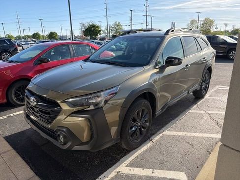 Used 2024 Subaru Outback Onyx Edition AWD/4WD image 2