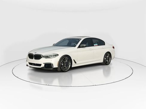 Used 2019 BMW M550i xDrive image 4