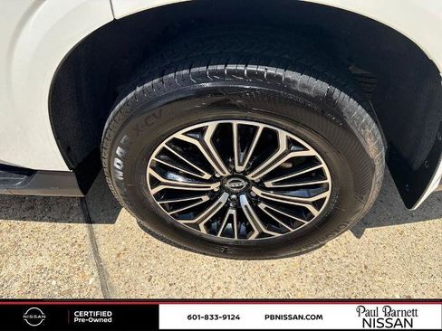 Certified 2025 Nissan Armada SL w/ Captain's Chari Seat Package AWD/4WD image 24