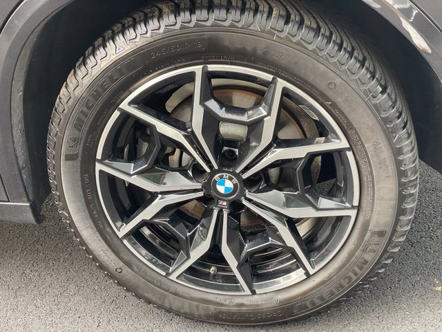 Used 2022 BMW X3 xDrive30i w/ M Sport Package 2 AWD/4WD image 32