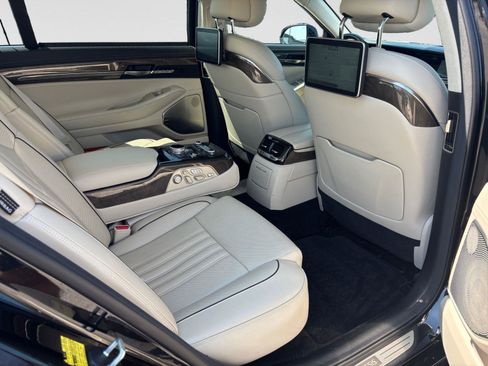 Used 2019 Genesis G90 5.0 Ultimate AWD/4WD image 51