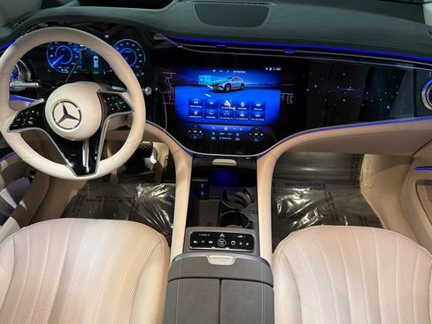 New 2026 Mercedes-Benz EQS 400 4MATIC SUV image 12