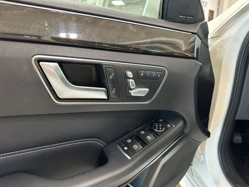 Used 2014 Mercedes-Benz E 350 Sedan image 11