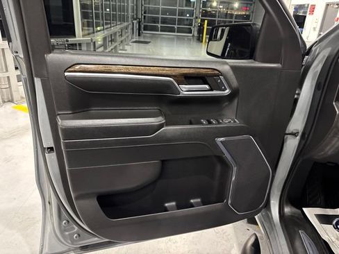 Used 2024 GMC Sierra 1500 Elevation AWD/4WD image 12
