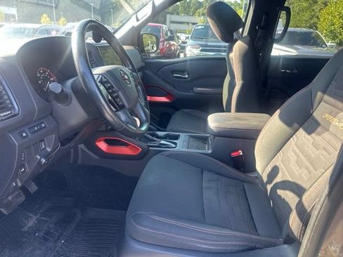 Used 2022 Nissan Frontier PRO-4X AWD/4WD image 10