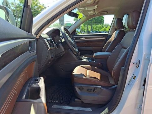 Used 2023 Volkswagen Atlas SE AWD/4WD image 14
