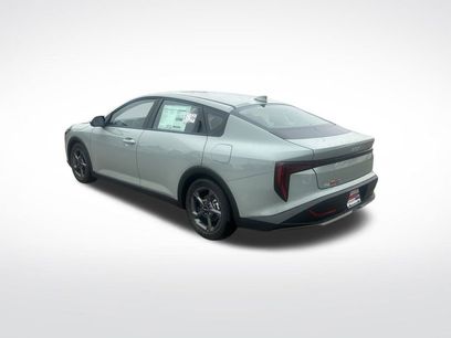 New 2025 Kia K4 LXS
