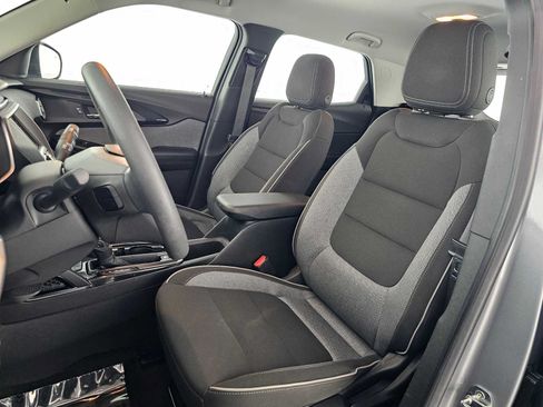 Used 2023 Chevrolet TrailBlazer LS FWD image 29