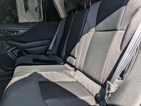 Used 2022 Subaru Outback Premium AWD/4WD image 17