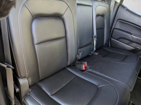 Used 2016 GMC Canyon SLT image 19