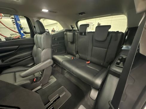 Certified 2026 Subaru Ascent Limited AWD/4WD image 22