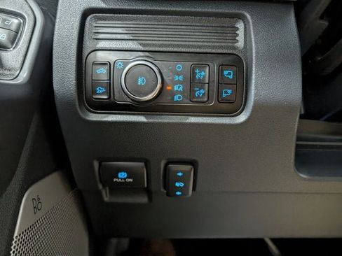 Used 2025 Ford F350 Lariat w/ Lariat Ultimate Package image 25